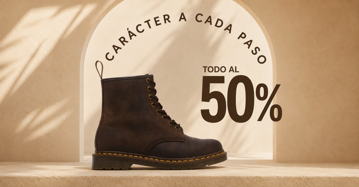 Bota marrón y oferta del cincuenta por ciento